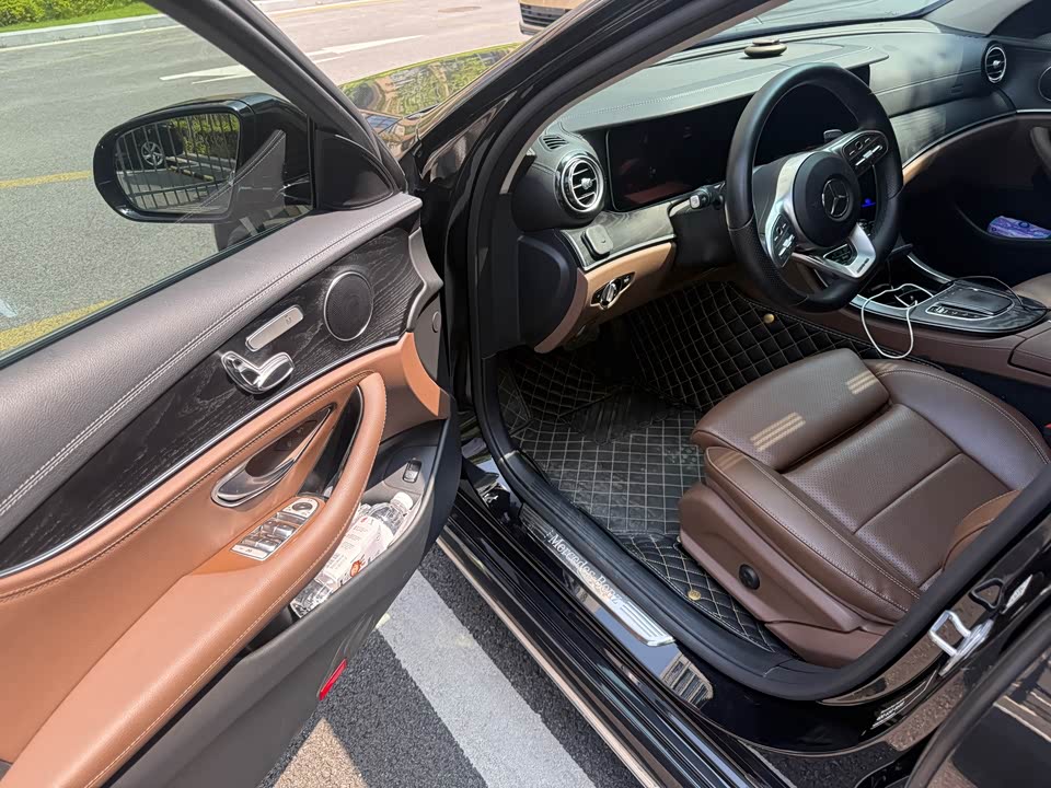 Mercedes-Benz E-class Mercedes-Benz E-class