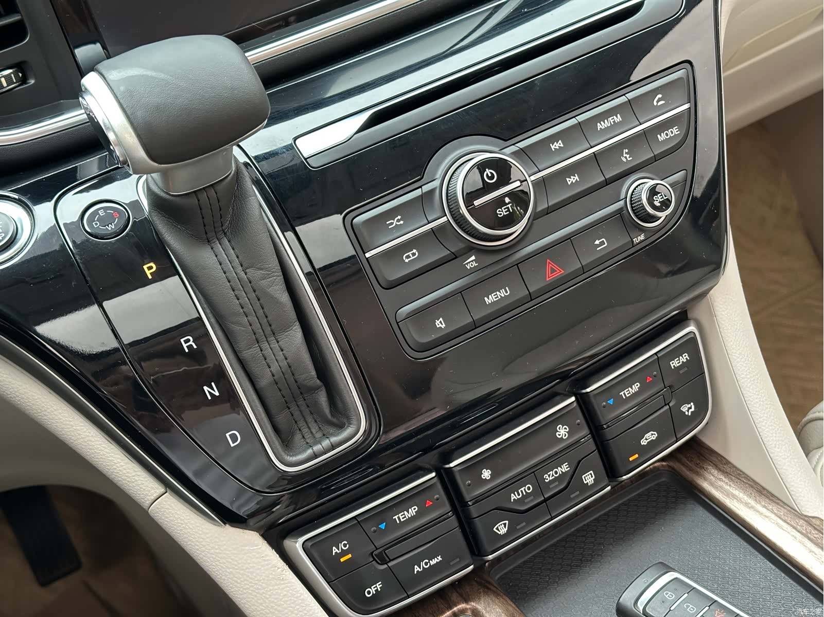 Trumpchi M8, 2018 11