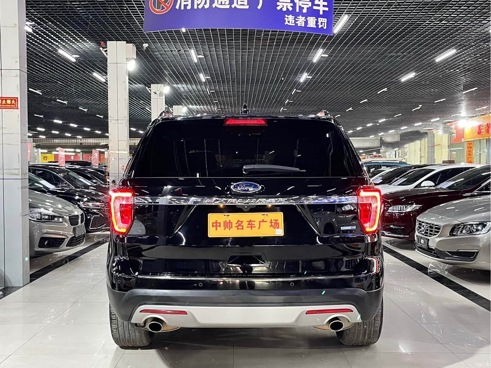 Ford Explorer, 2018 все фото