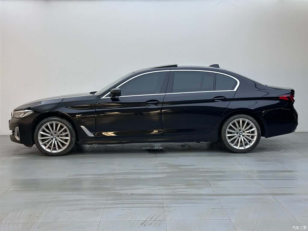 BMW 5 Series, 2023 3