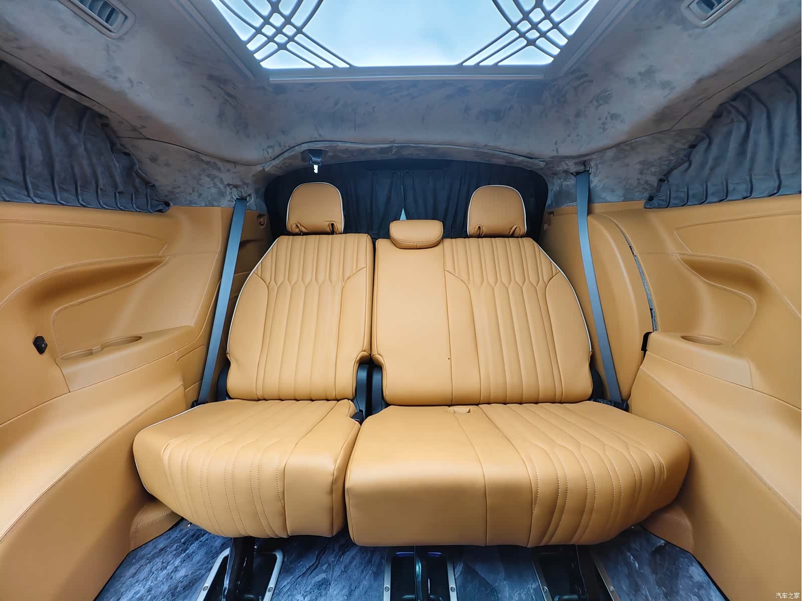 Toyota Sienna, 2023 23