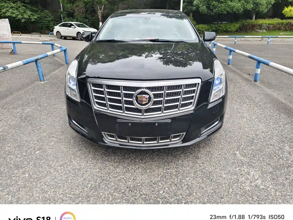 Cadillac XTS