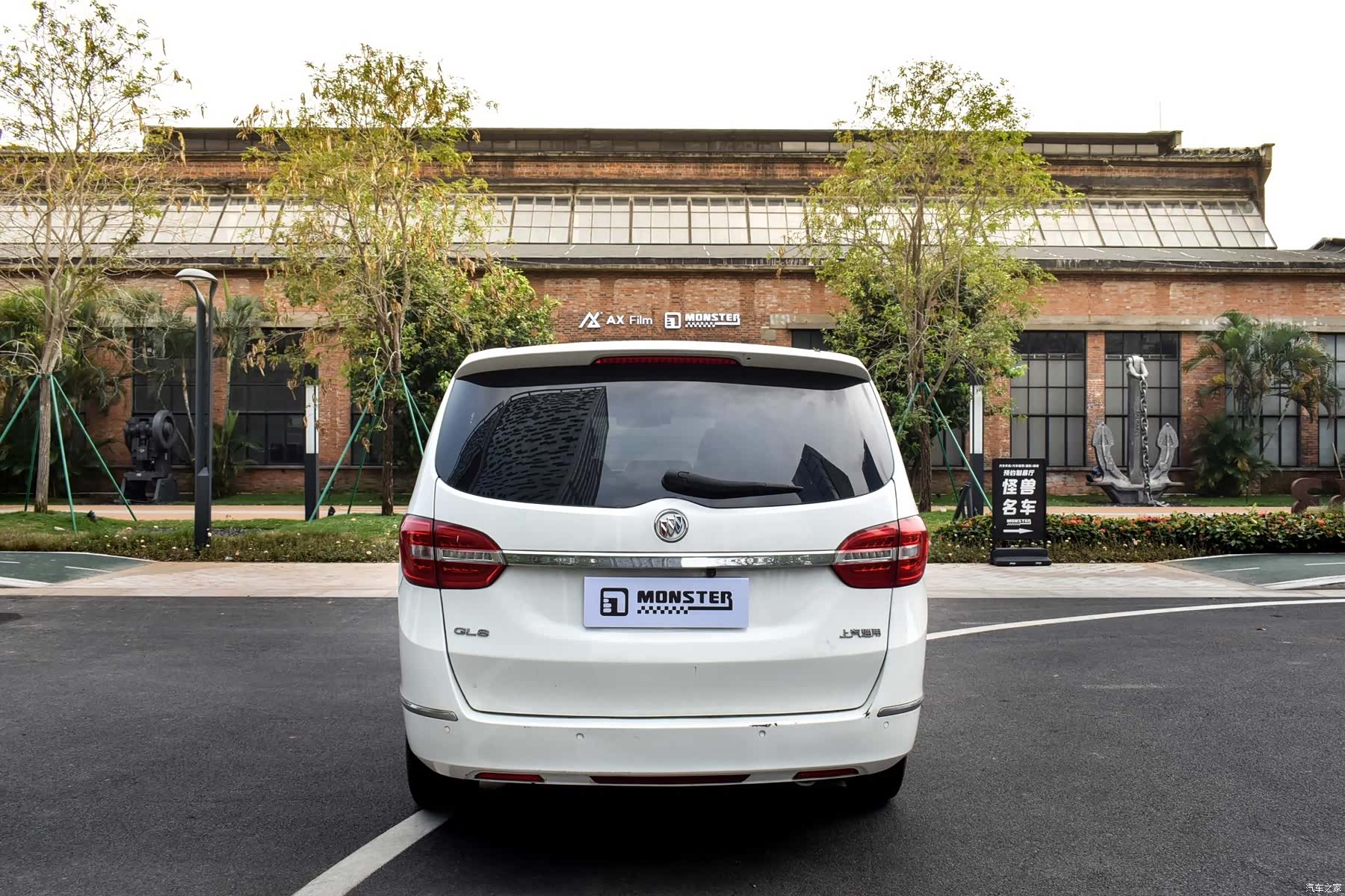 Buick GL8, 2016 все фото