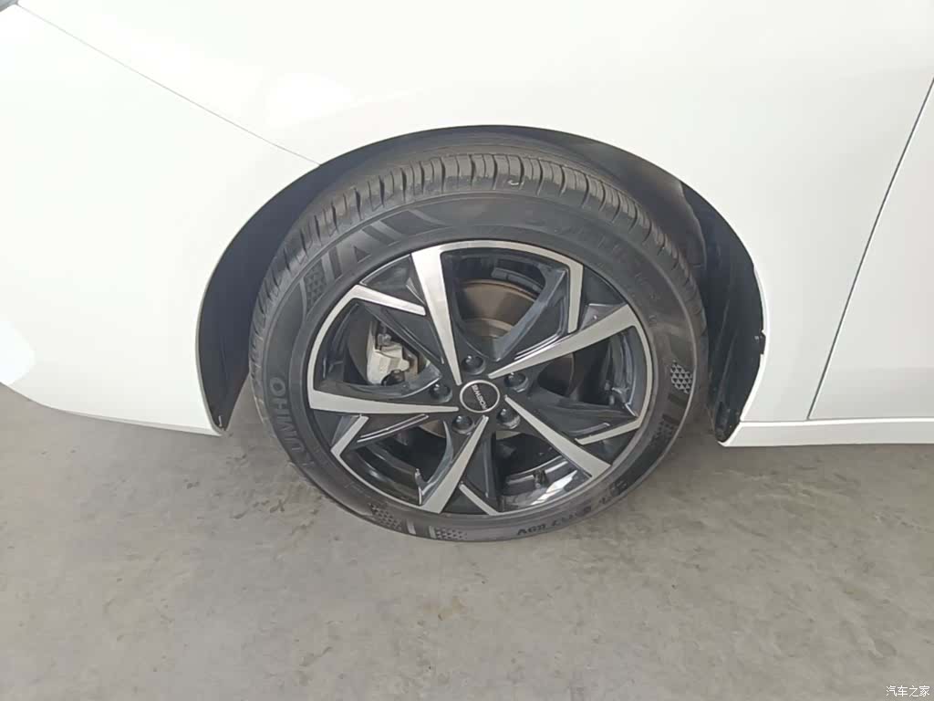Roewe i5, 2025 23