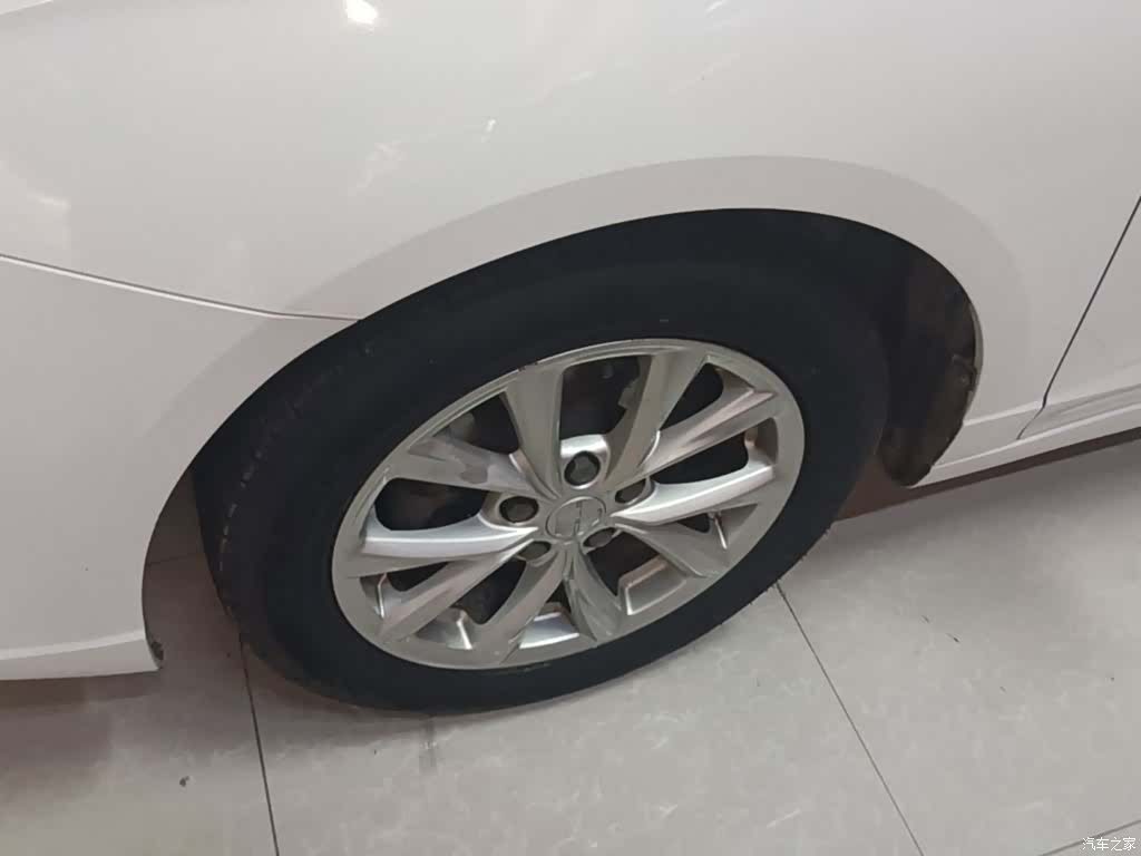 Roewe i5, 2020 23