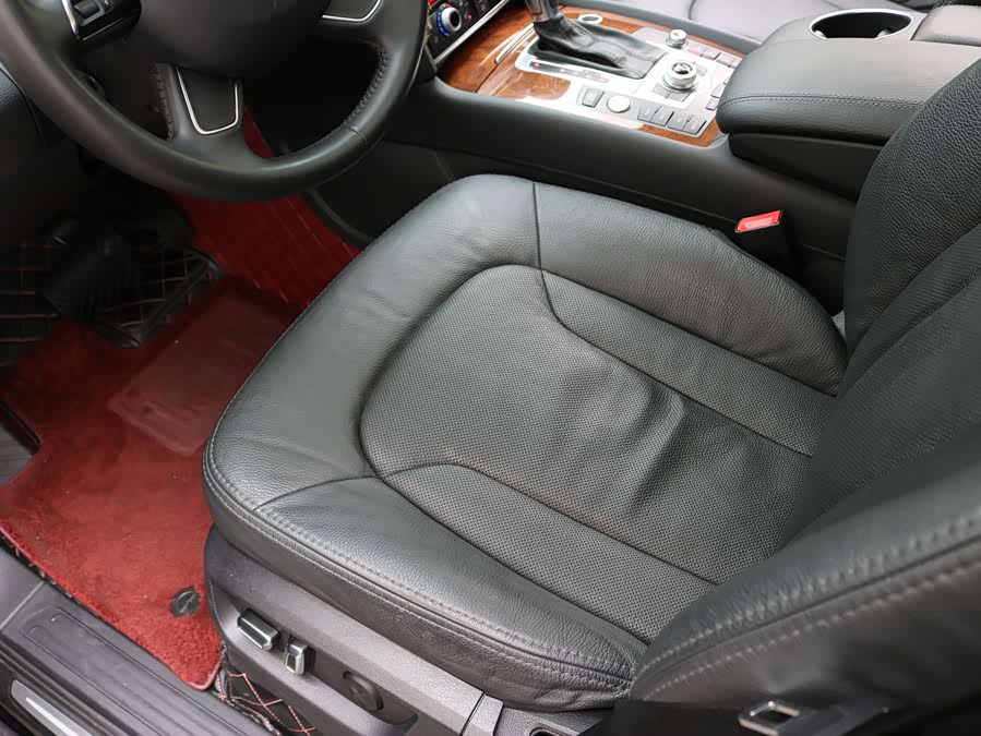 Audi Q7 2016, фото 12