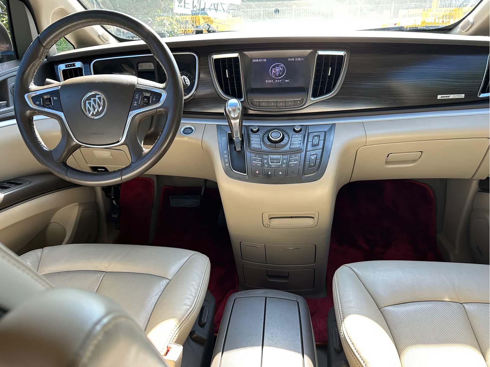 Buick GL8, 2013 11