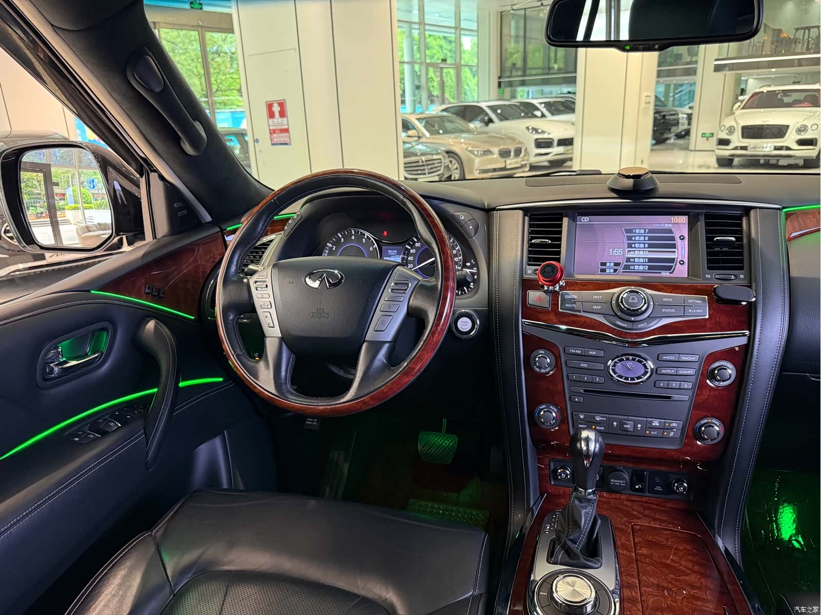Infiniti QX80, 2017 18