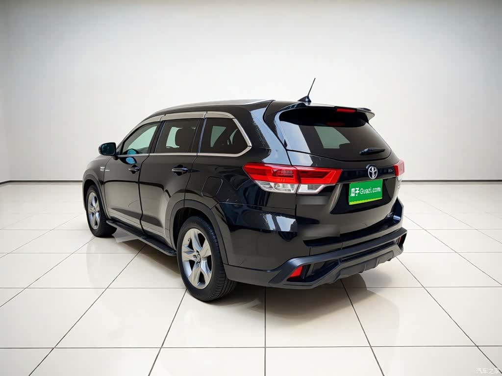 Toyota Highlander, 2021 4