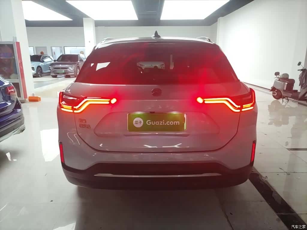 NIO ES6, 2021 6