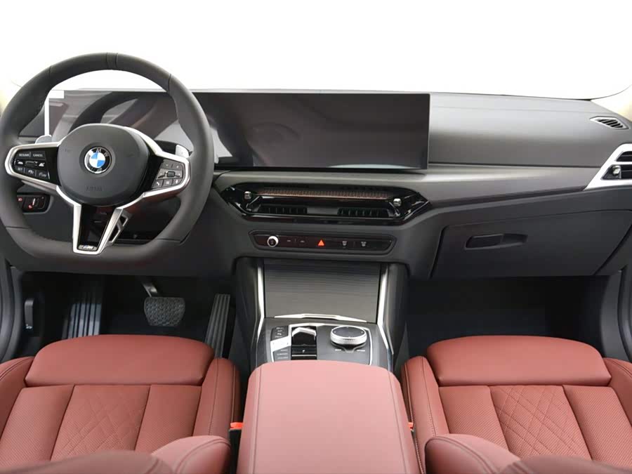 BMW 3 Series 2026, фото 9