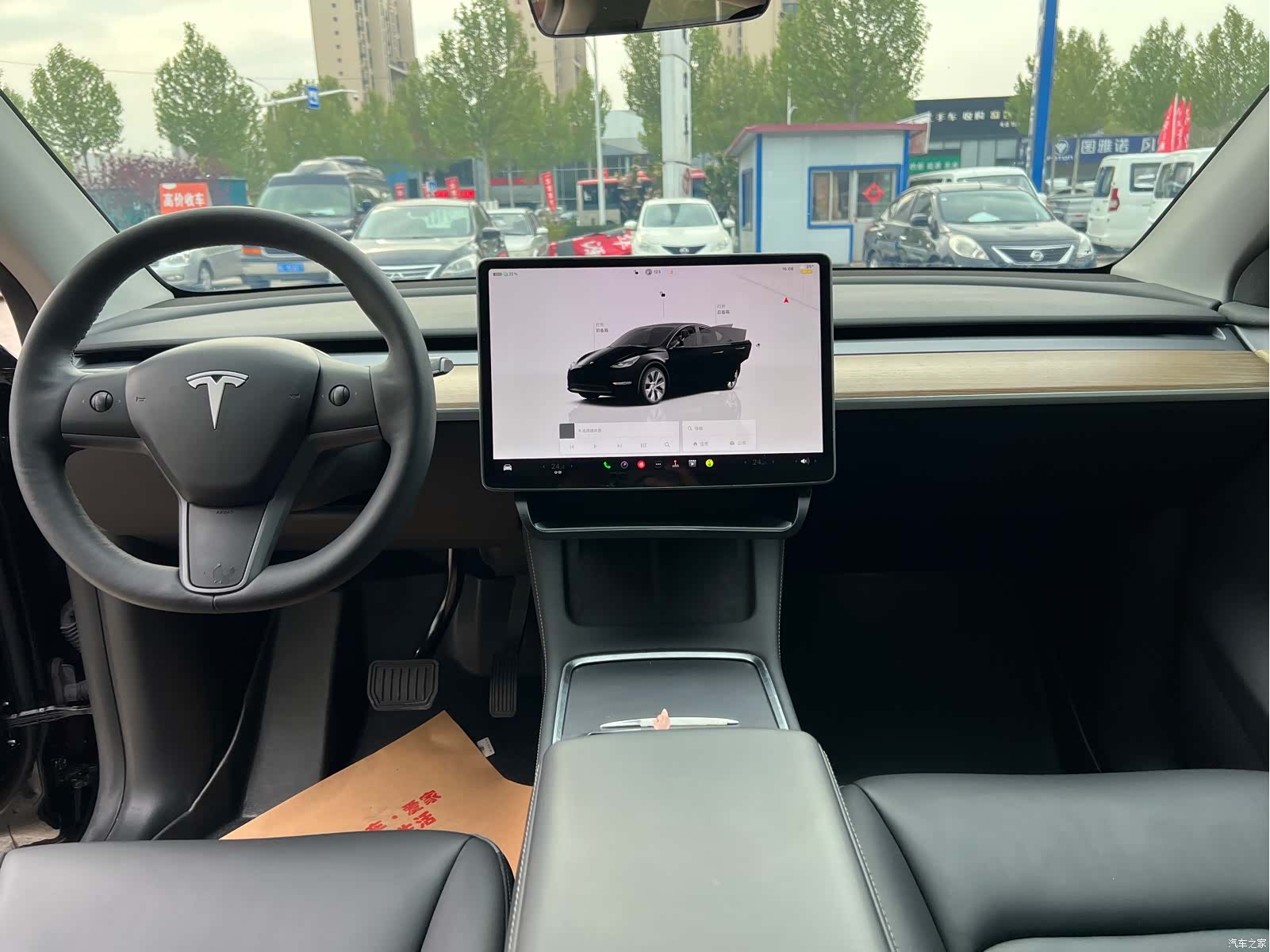 Tesla Model Y, 2023 7
