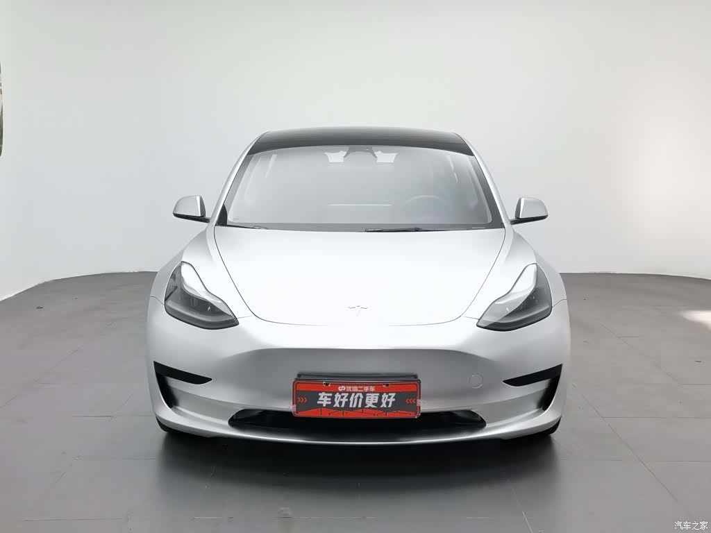 Tesla Model 3, 2022 3