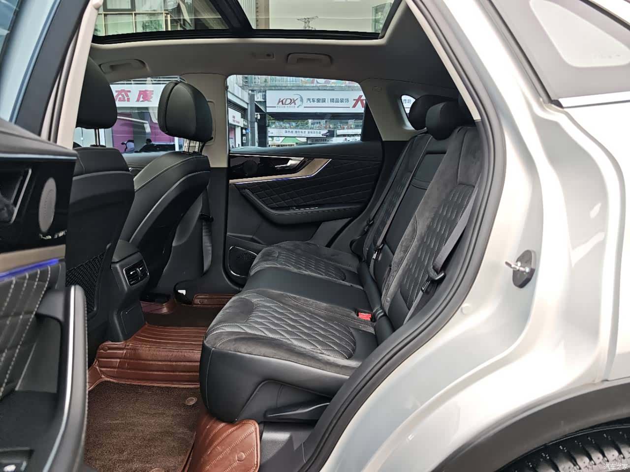 Hongqi HS5, 2021 13