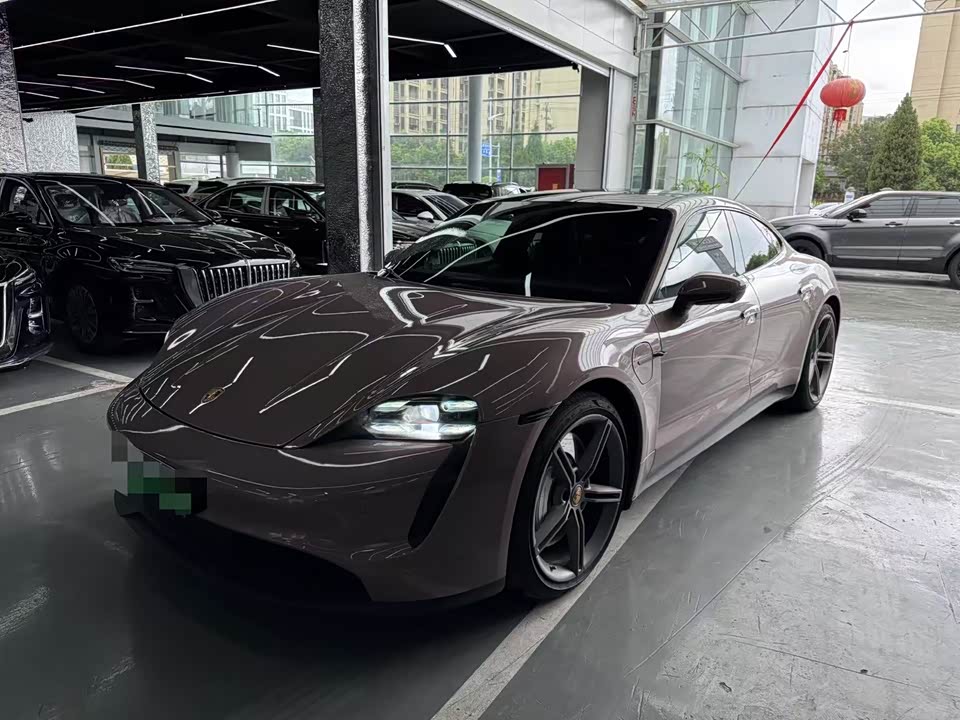 Porsche Taycan Porsche Taycan