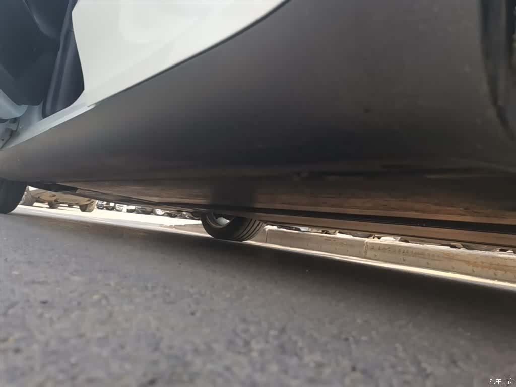 Tesla Model Y, 2023 22