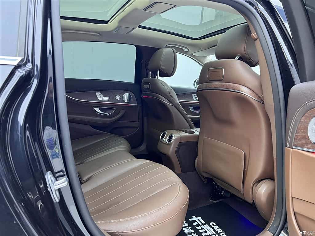 Mercedes-Benz E-Class, 2020 22