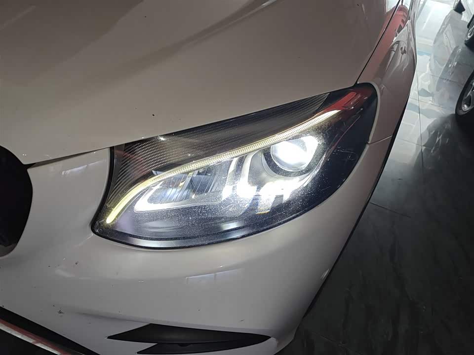 Mercedes-Benz GLC Mercedes-Benz GLC