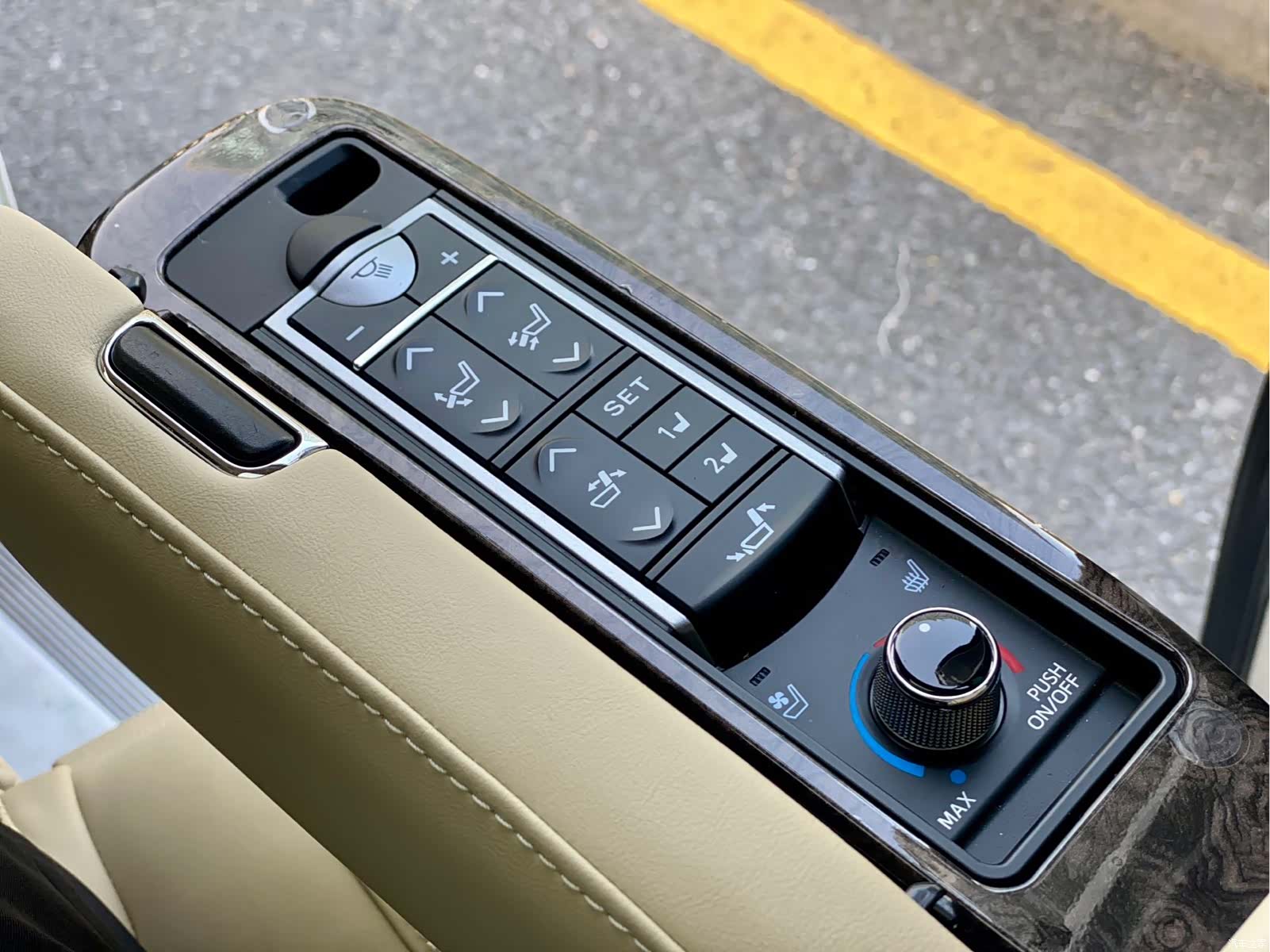 Toyota Vellfire, 2020 18