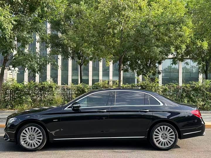 Mercedes-Benz E-Class, 2020 года фото 8