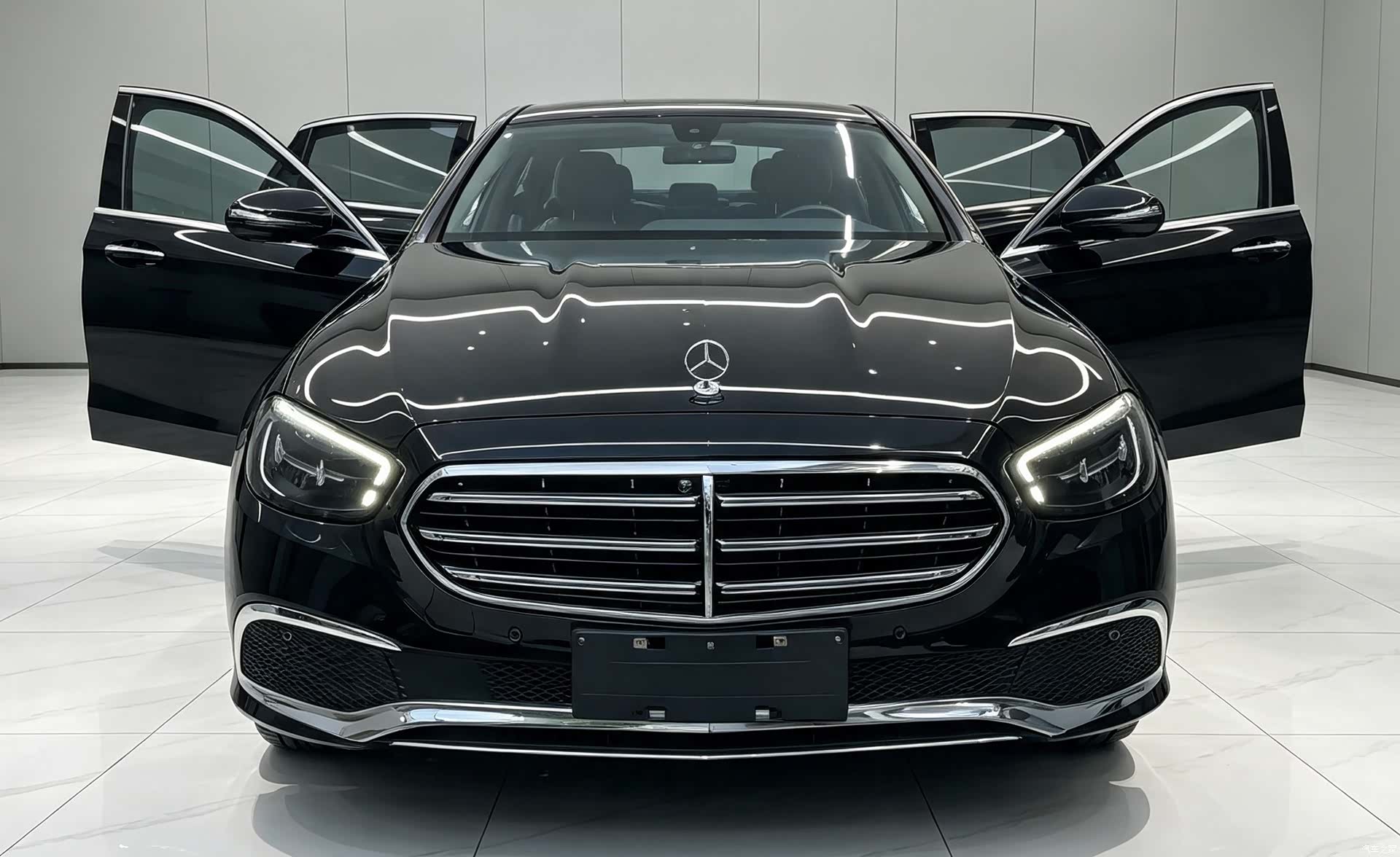 Mercedes-Benz E-Class, 2022 все фото