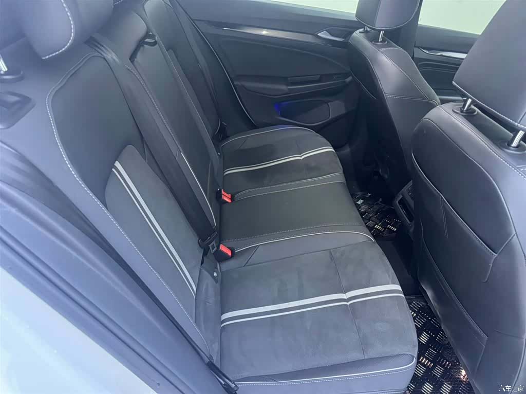 Volkswagen Golf, 2022 11