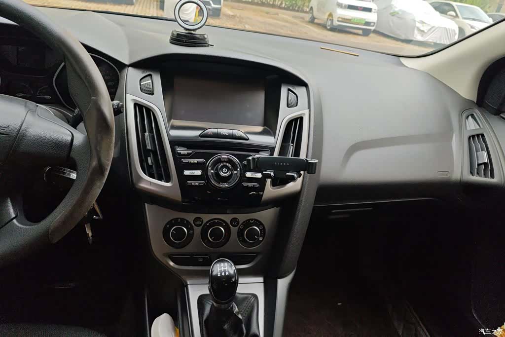 Ford Focus, 2014 13