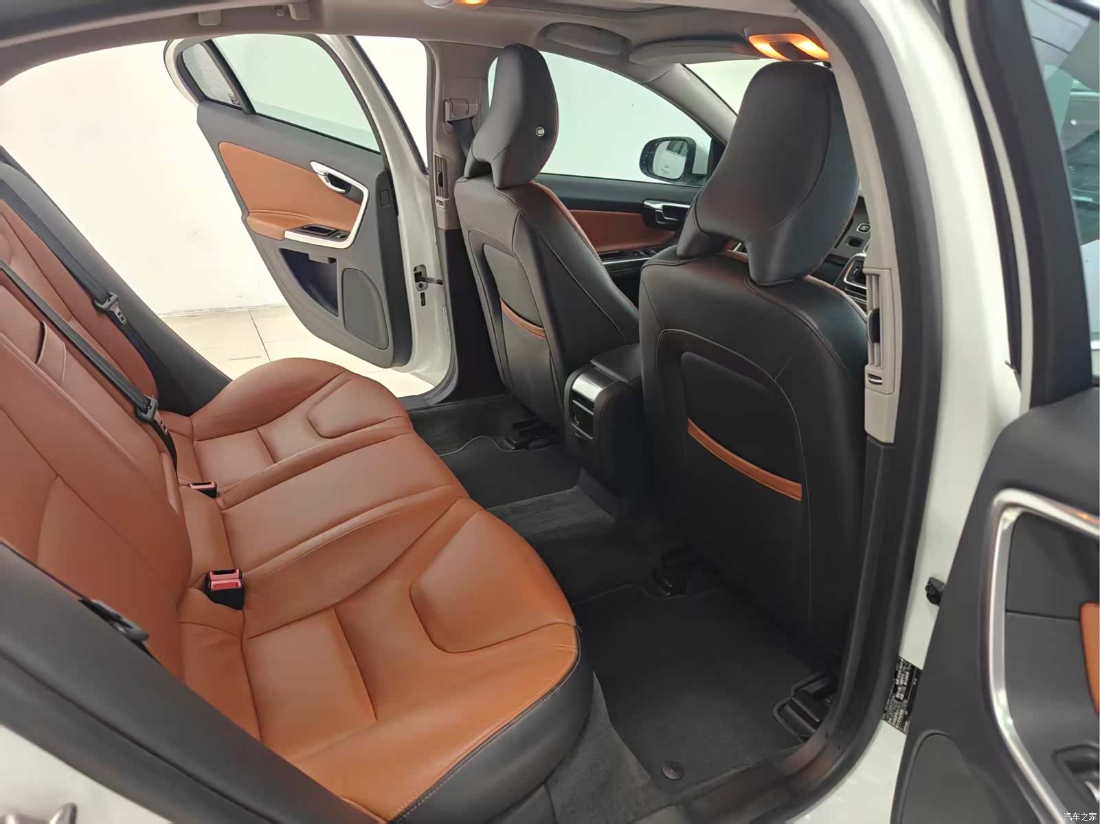 Volvo S60, 2018 11