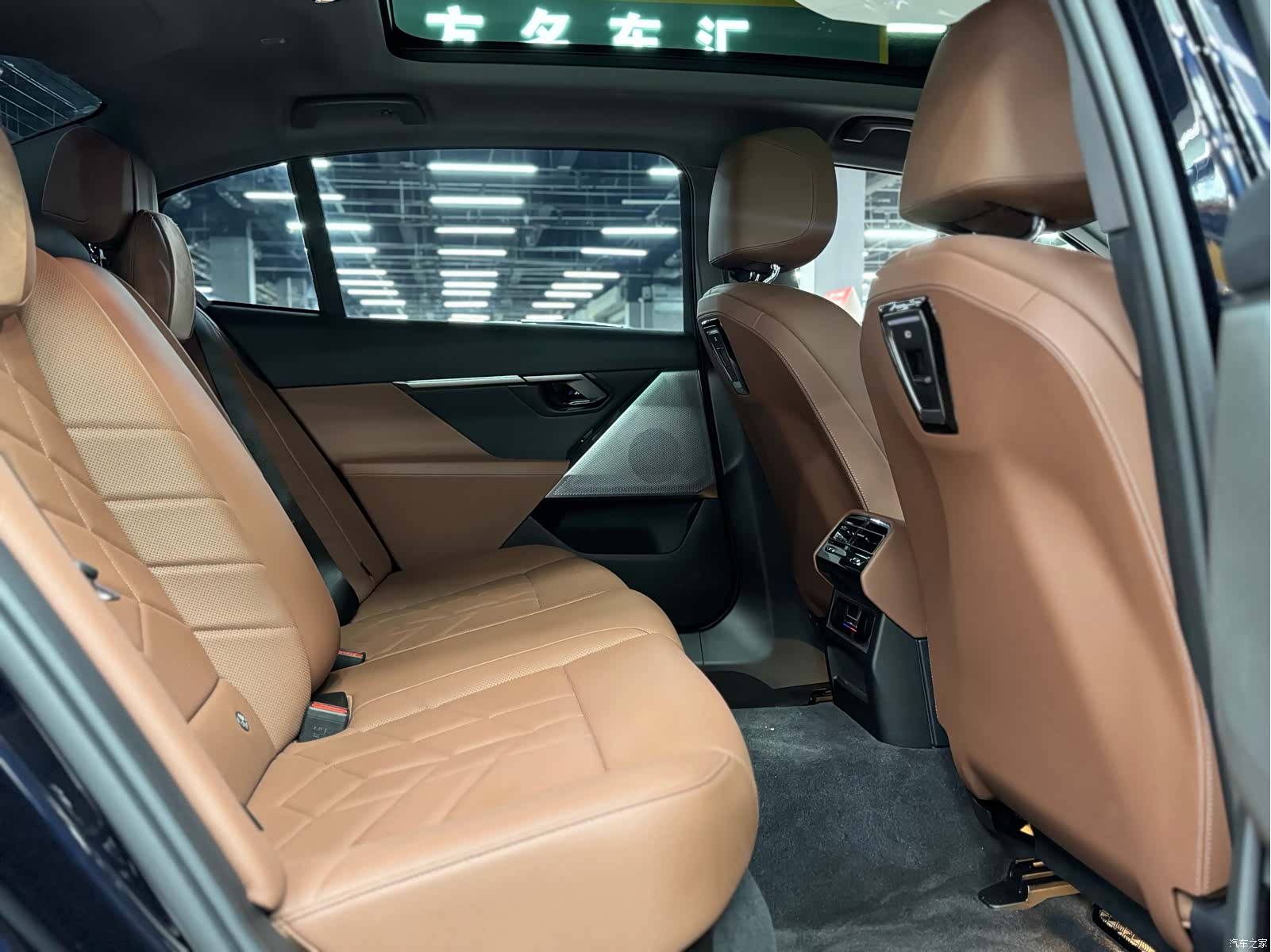 BMW 5 Series, 2025 18