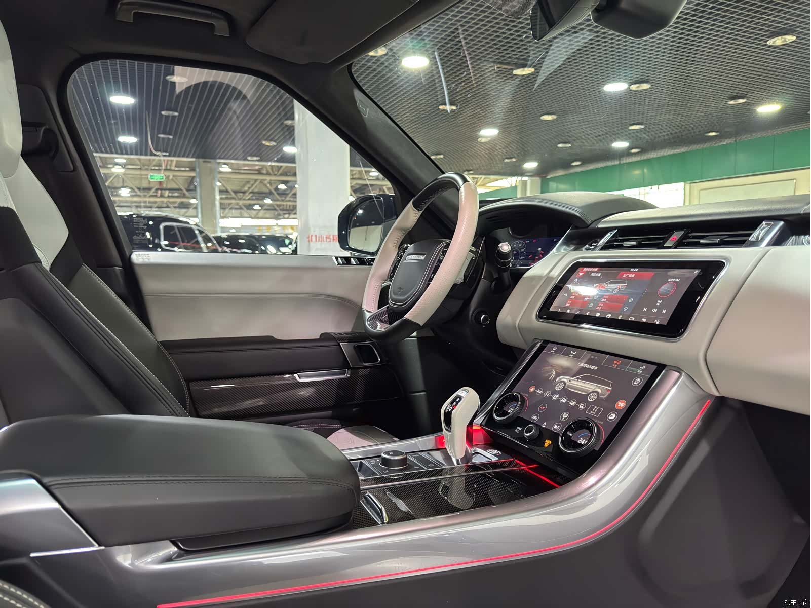 Land Rover Range Rover, 2023 11