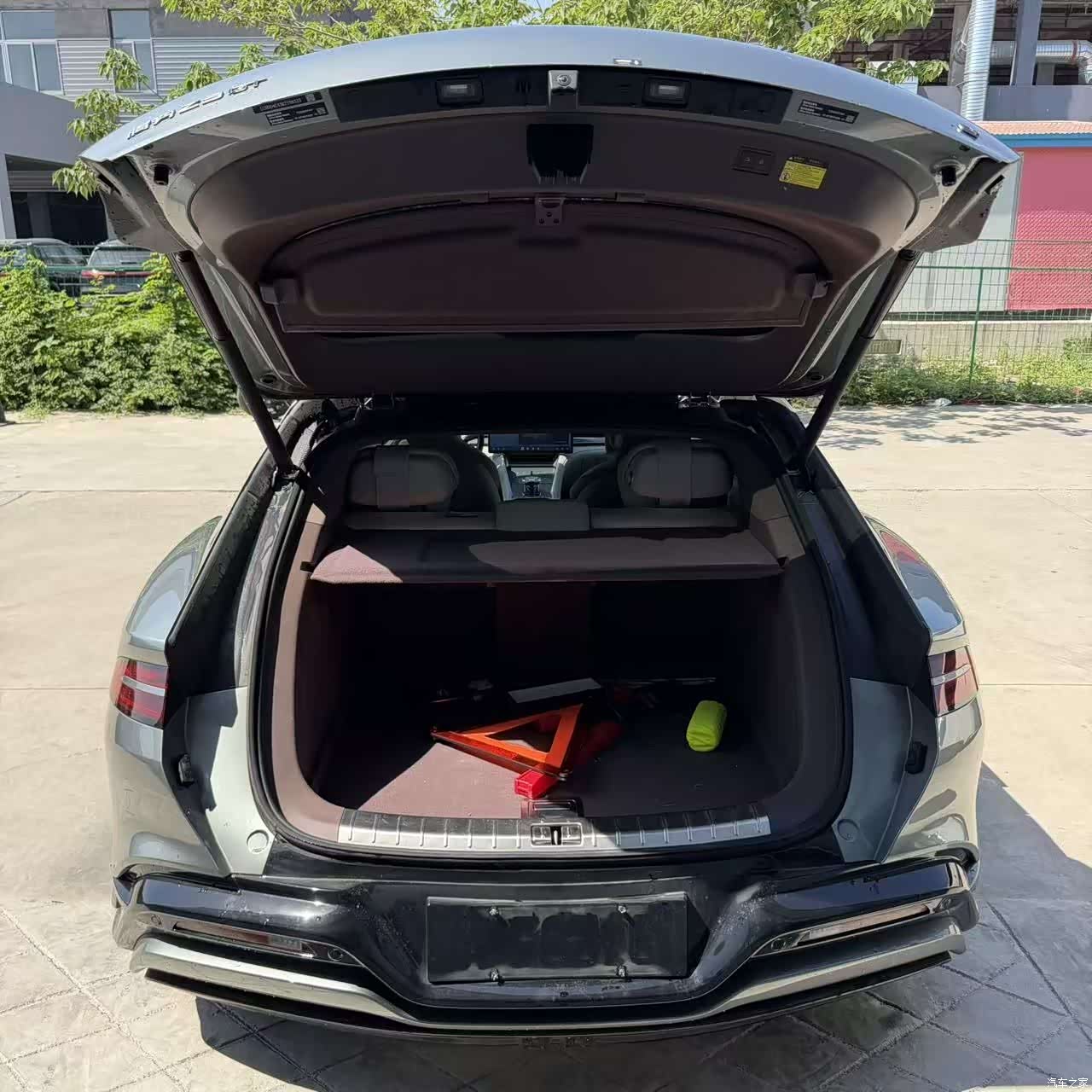 Denza Z9GT, 2024 6