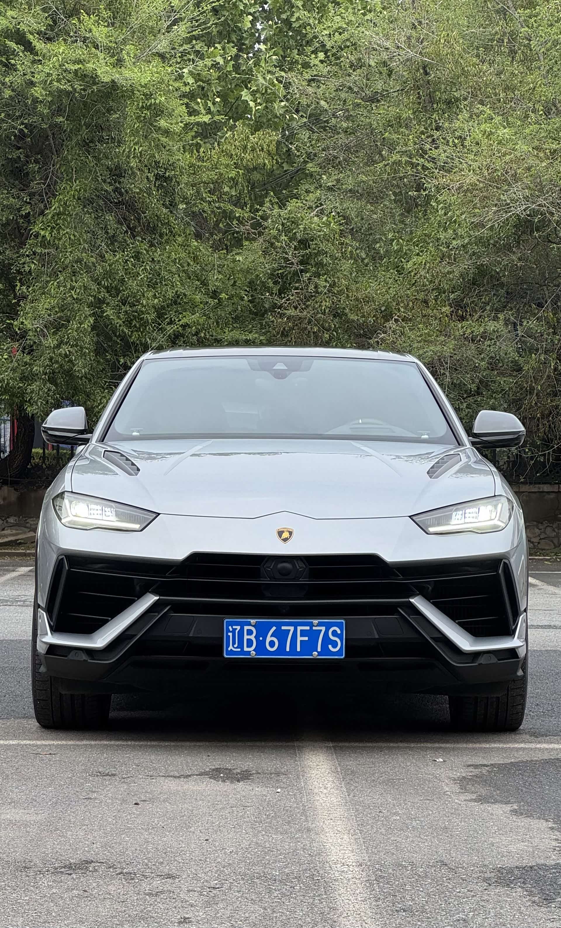 Lamborghini Urus, 2024 3