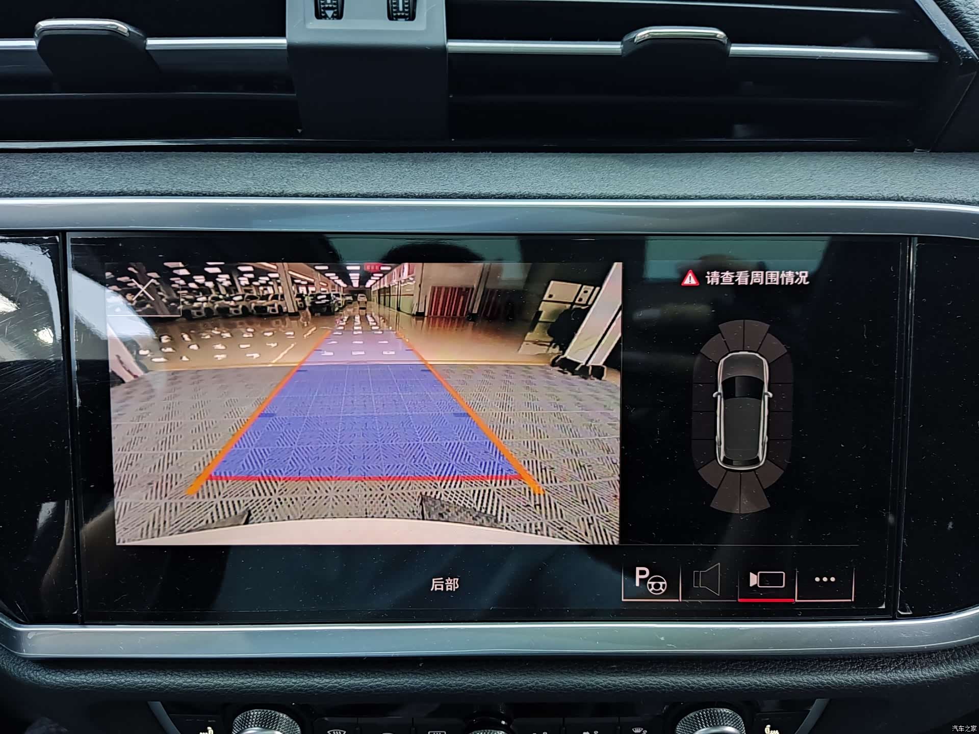 Audi Q3, 2022 18