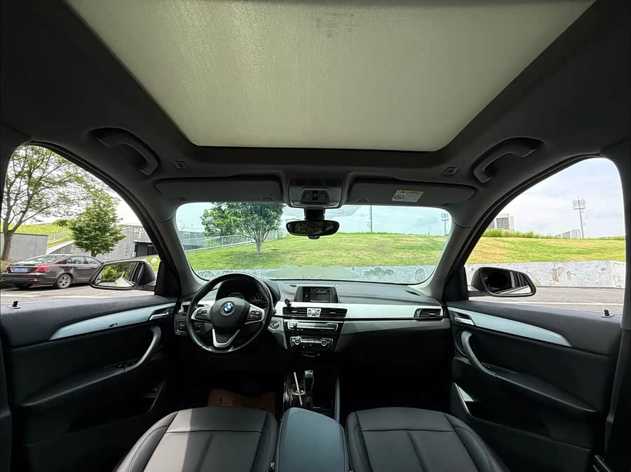 BMW X1 2018, фото 11