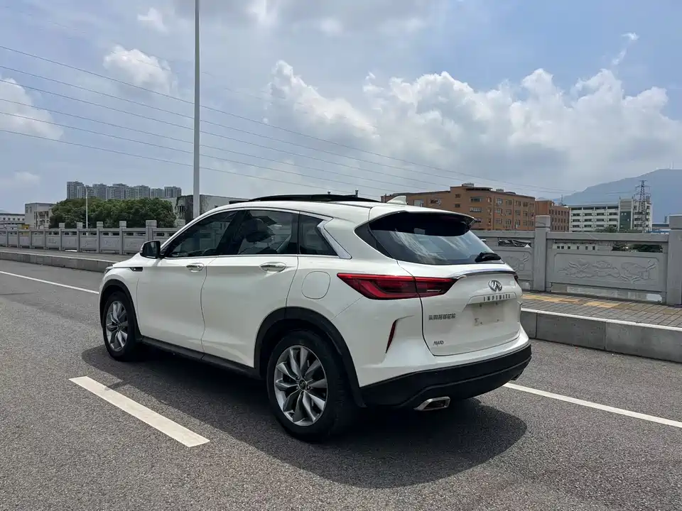 Infiniti QX50