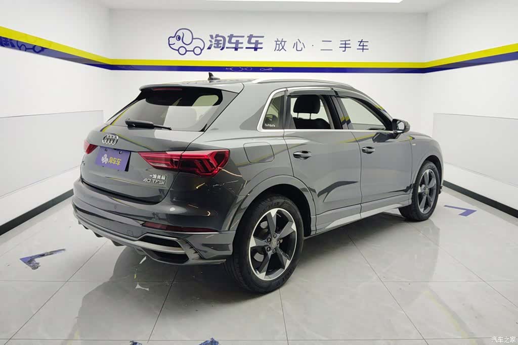 Audi Q3, 2019 3