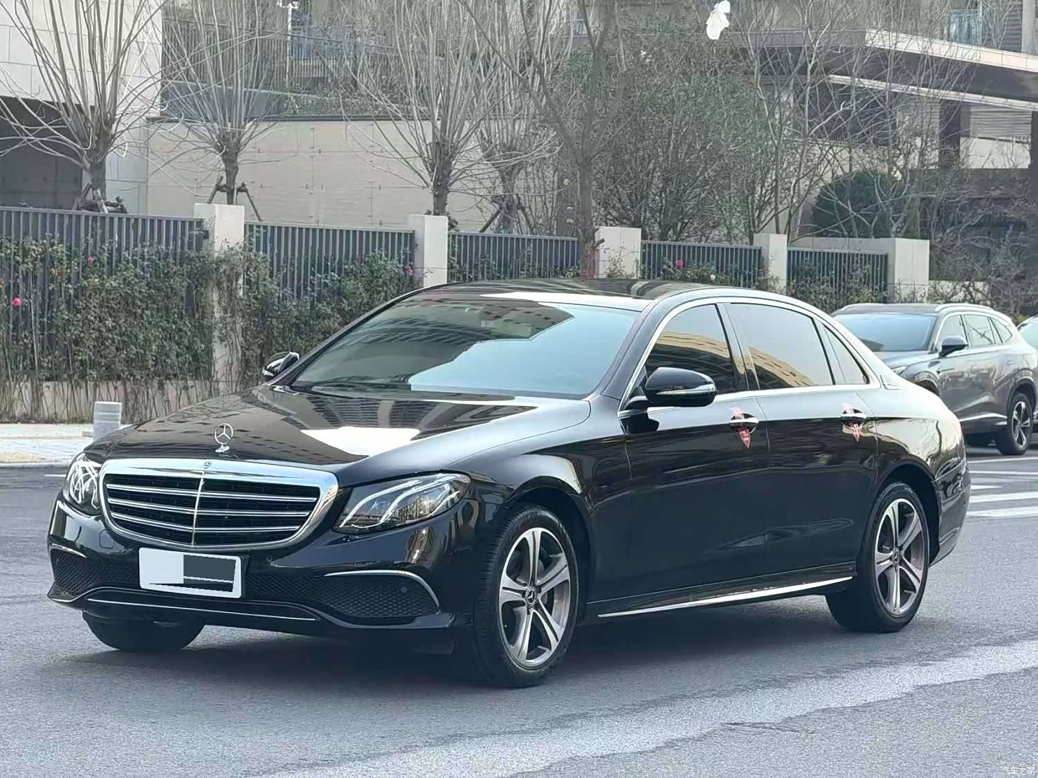 Mercedes-Benz E-Class, 2018 1
