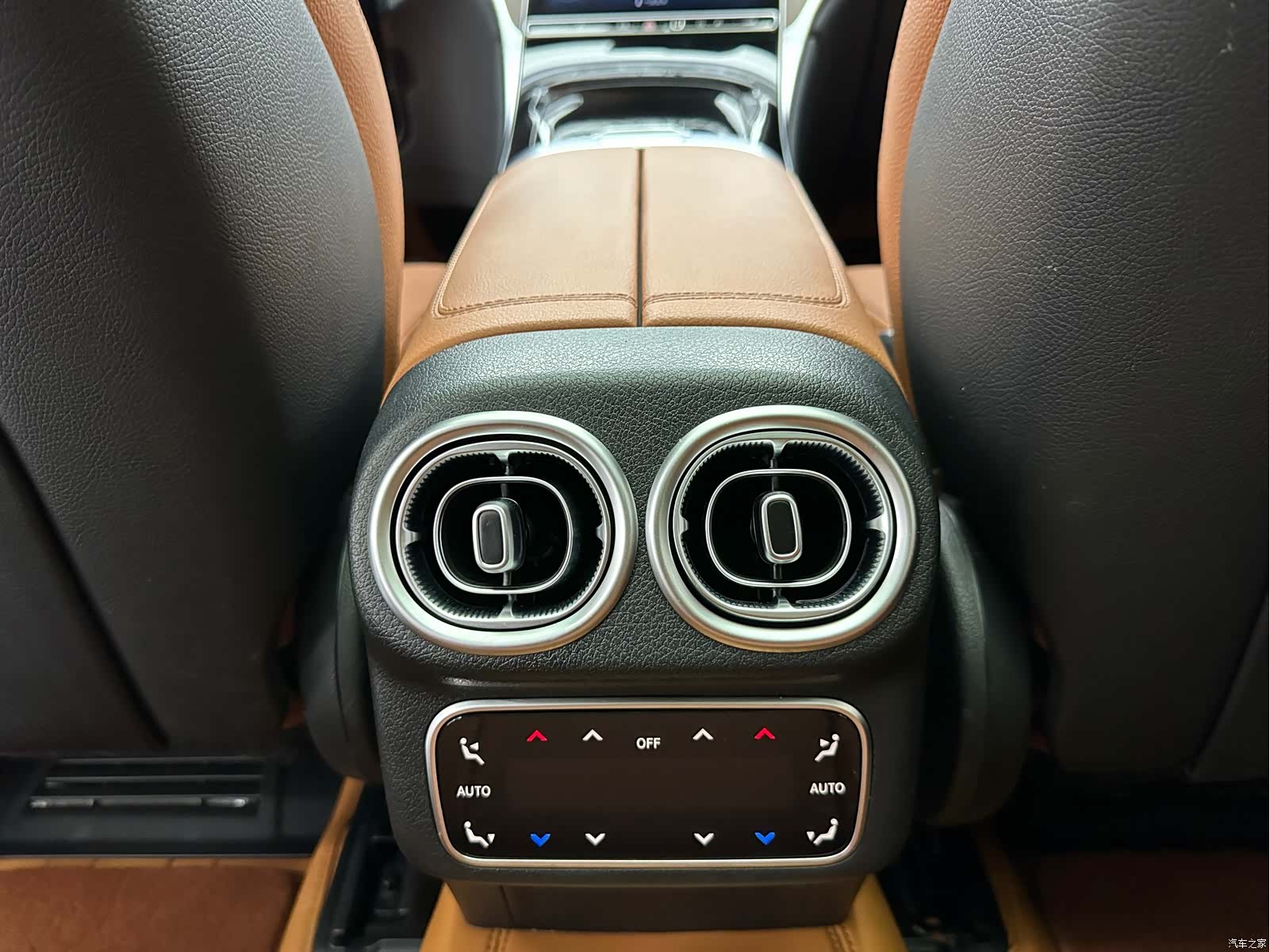 Mercedes-Benz GLC, 2023 18