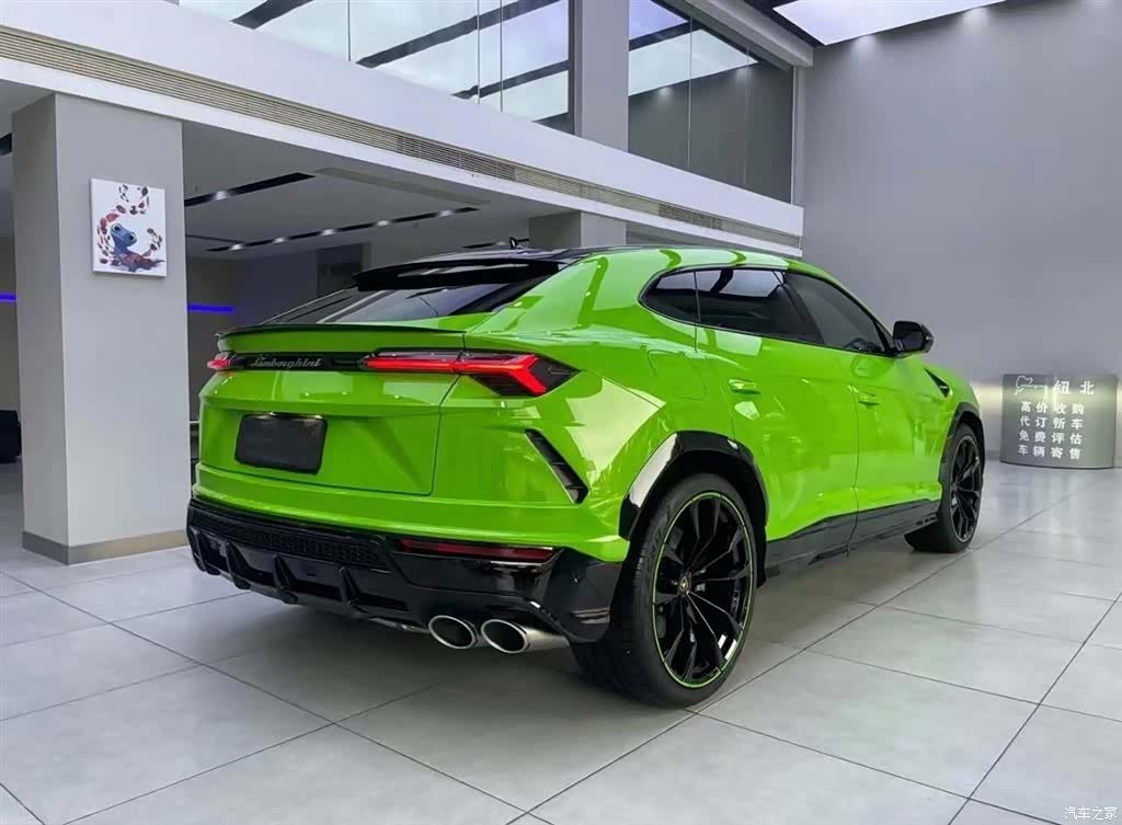 Lamborghini Urus, 2021 4