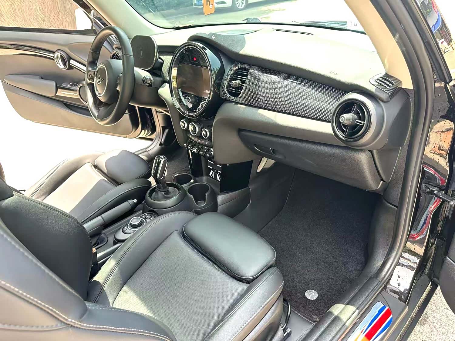 Mini Cooper, 2021 все фото