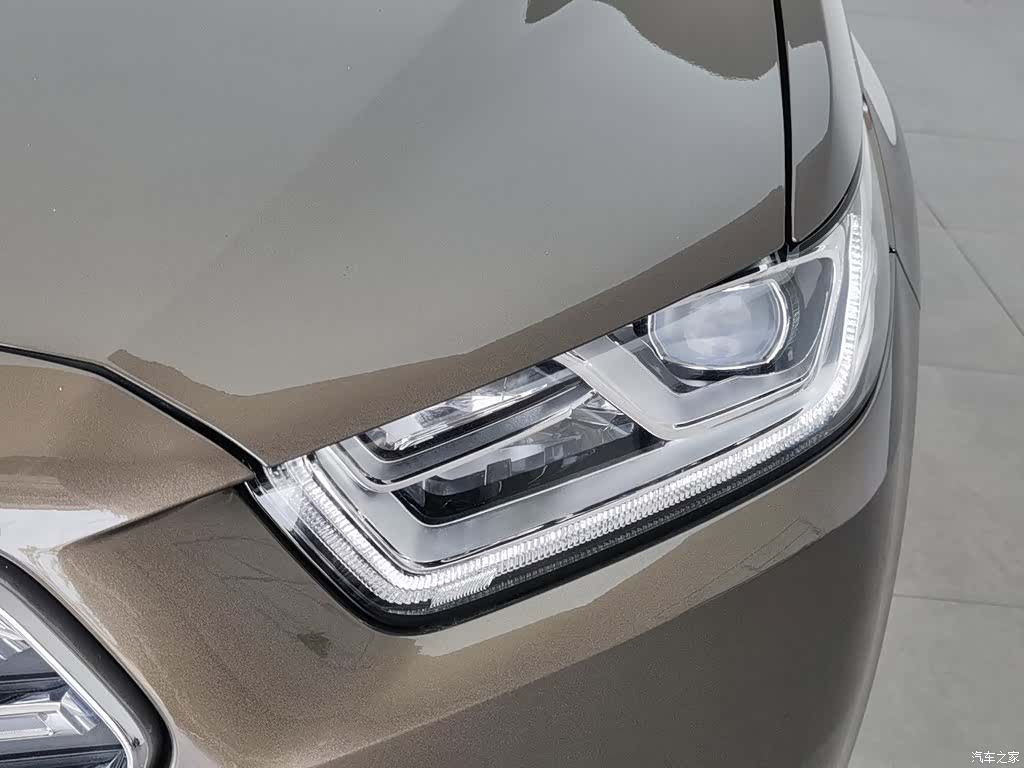 Ford Taurus, 2015 7