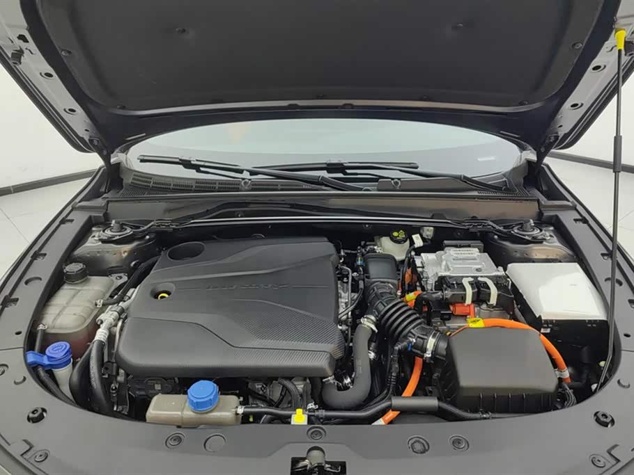 Changan UNI-V Smart iDD Changan UNI-V Smart iDD