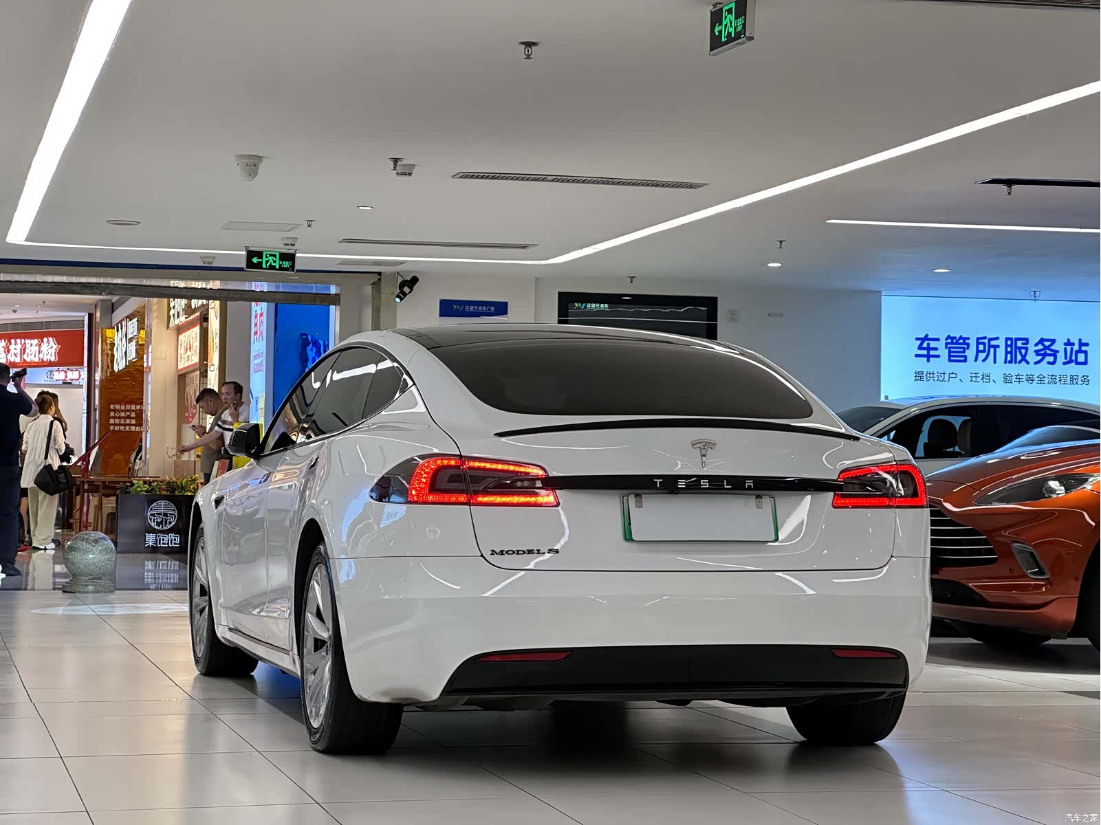 Tesla Model S, 2017 все фото