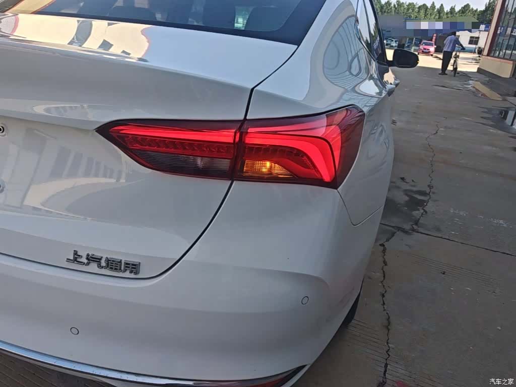 Buick Verano, 2022 8