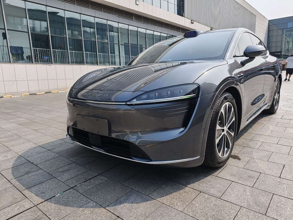 Zhijie R7
