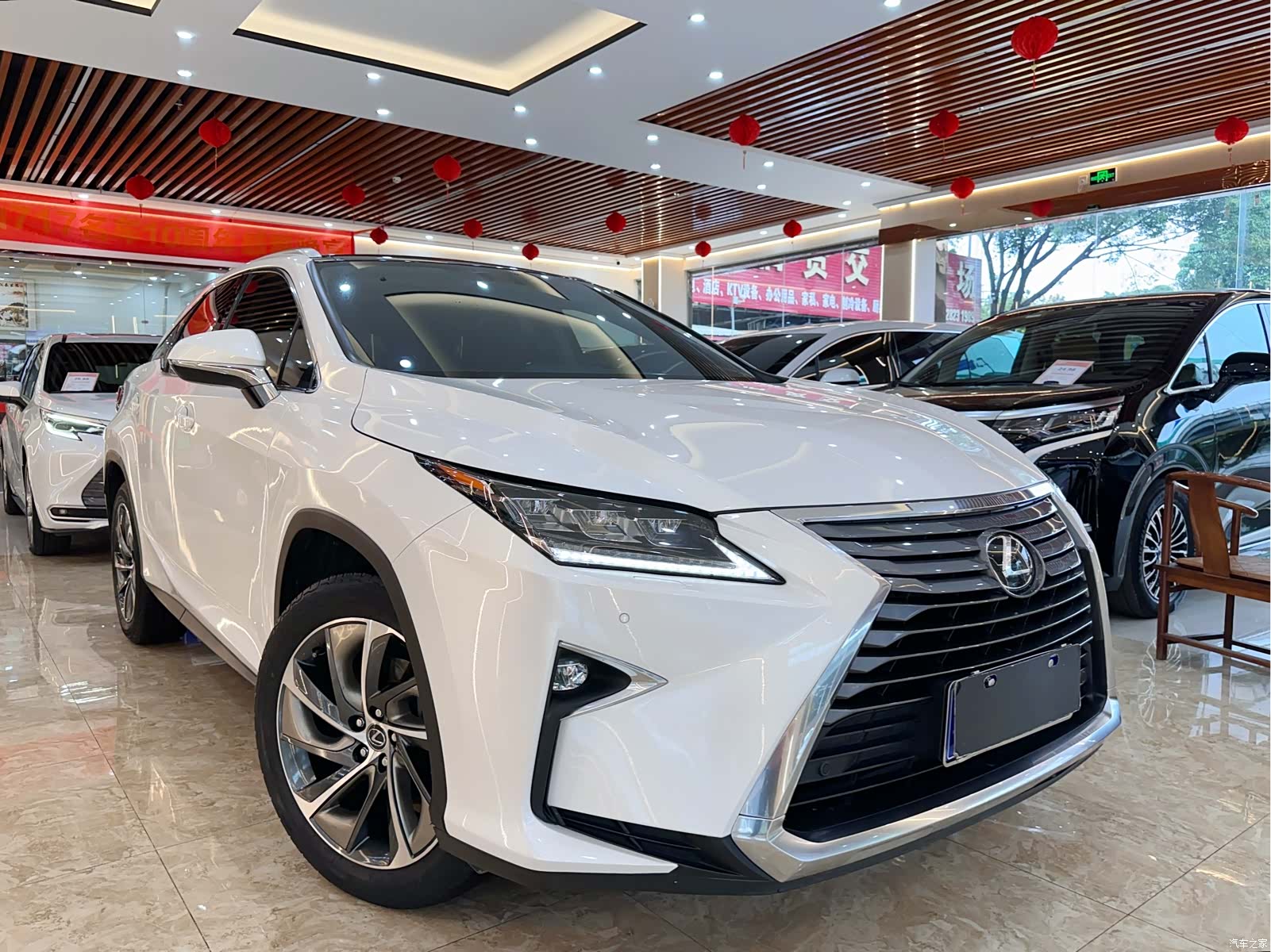 Lexus RX, 2019 3