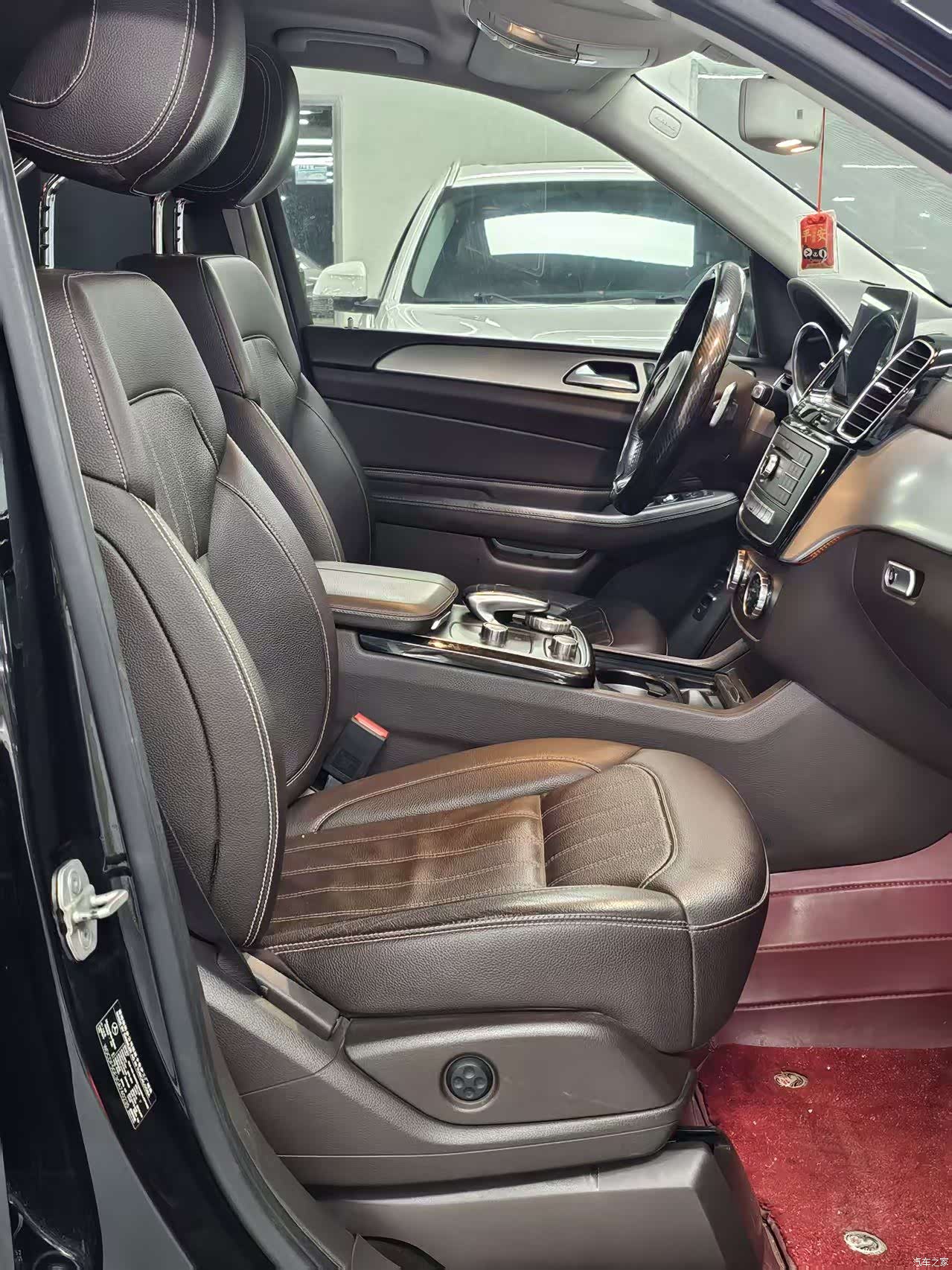 Mercedes-Benz GLS, 2016 7