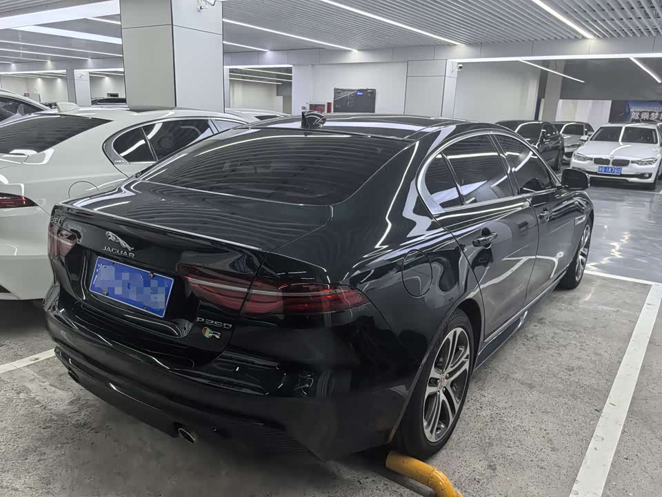 Jaguar XEL Jaguar XEL