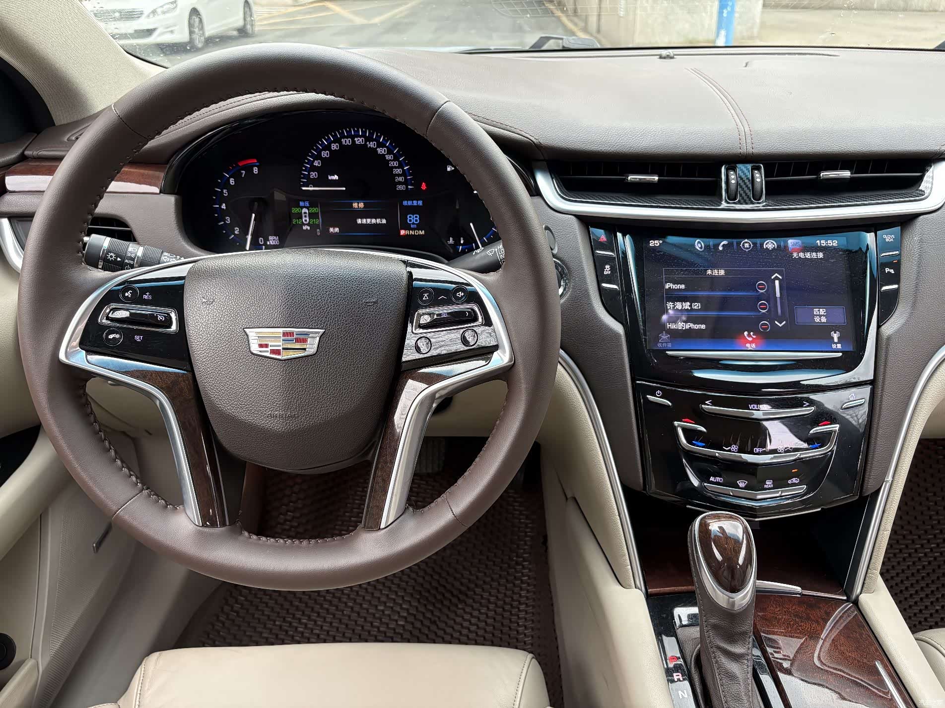 Cadillac XTS, 2016 13