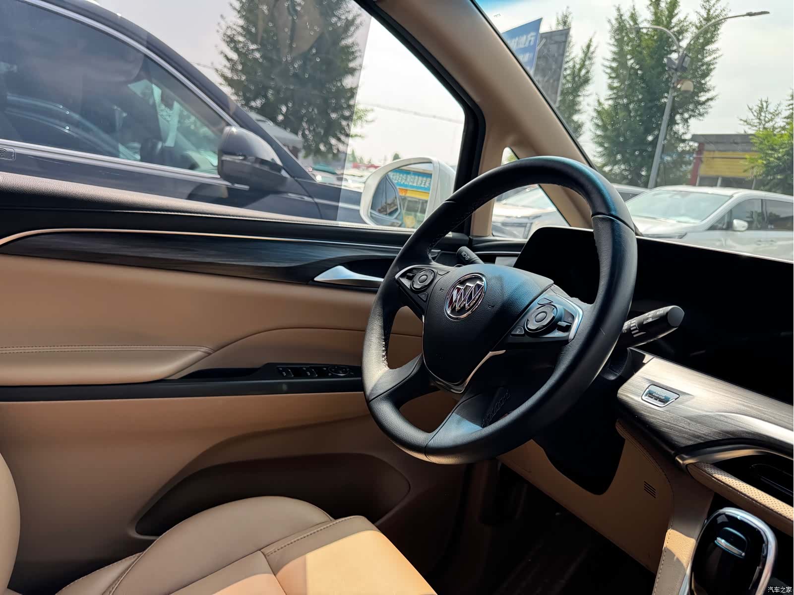 Buick GL8, 2021 13